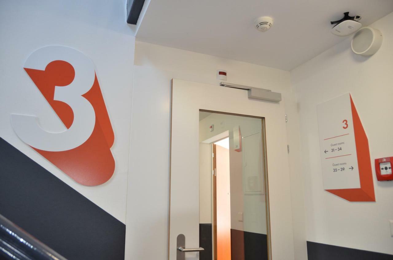 Easyhotel Zurich West Ngoại thất bức ảnh